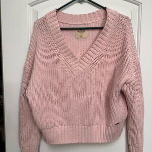 Hollister Women's Soft Pink V-Neck Sweater